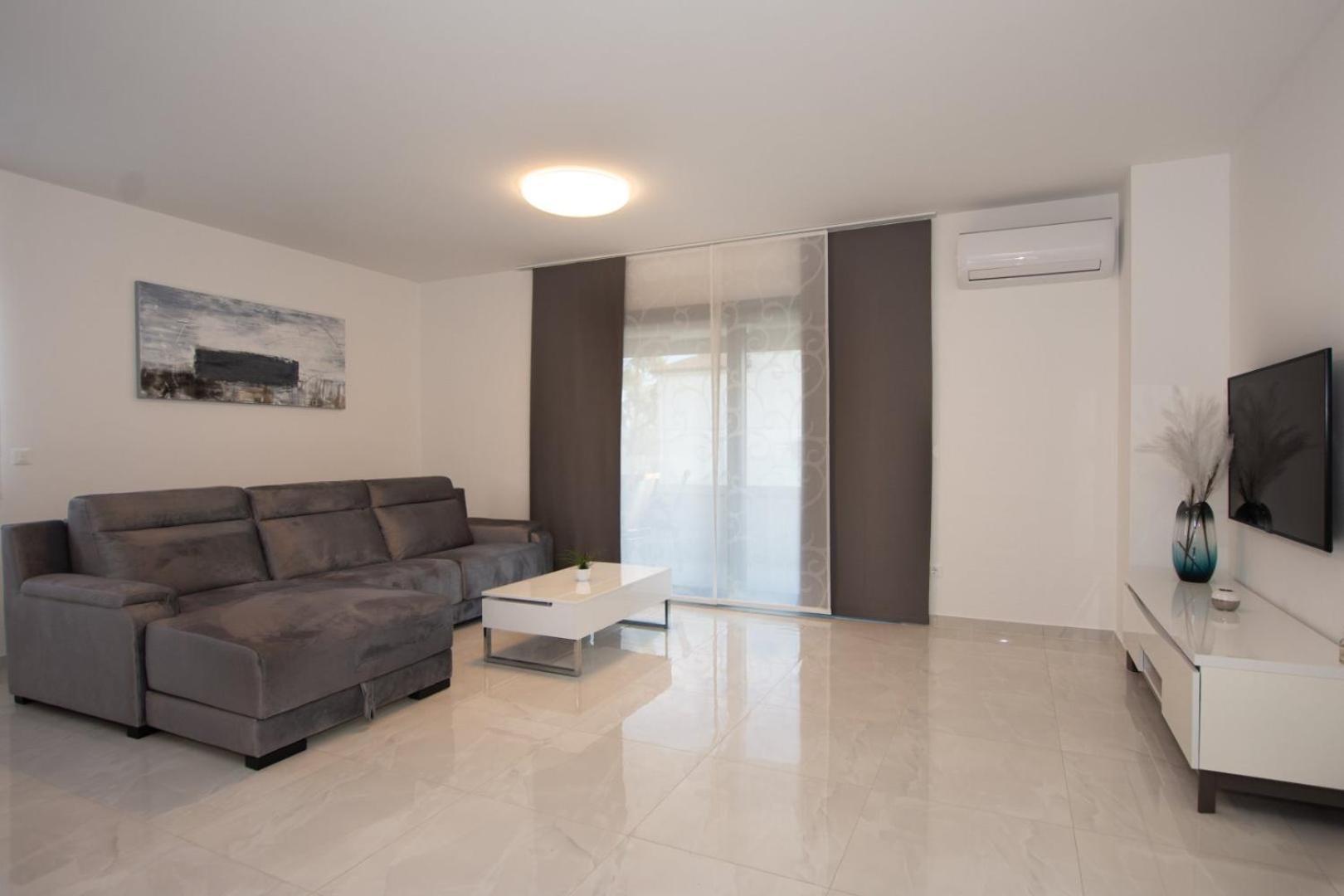 Villa Stella - Crowonder Luxury Rent Turanj Extérieur photo